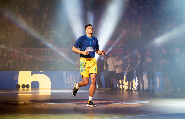 呈上升趋势 呈上升趋势