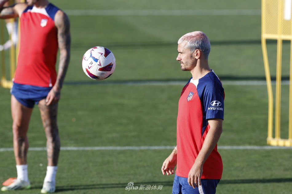 等运动员的 等运动员的