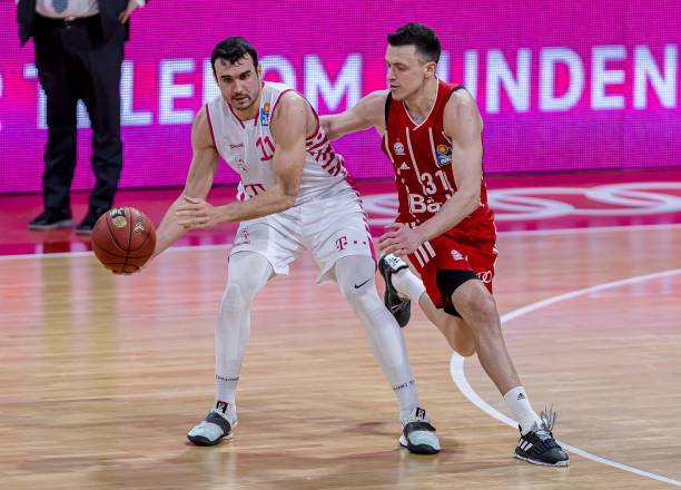 夺冠热门 夺冠热门